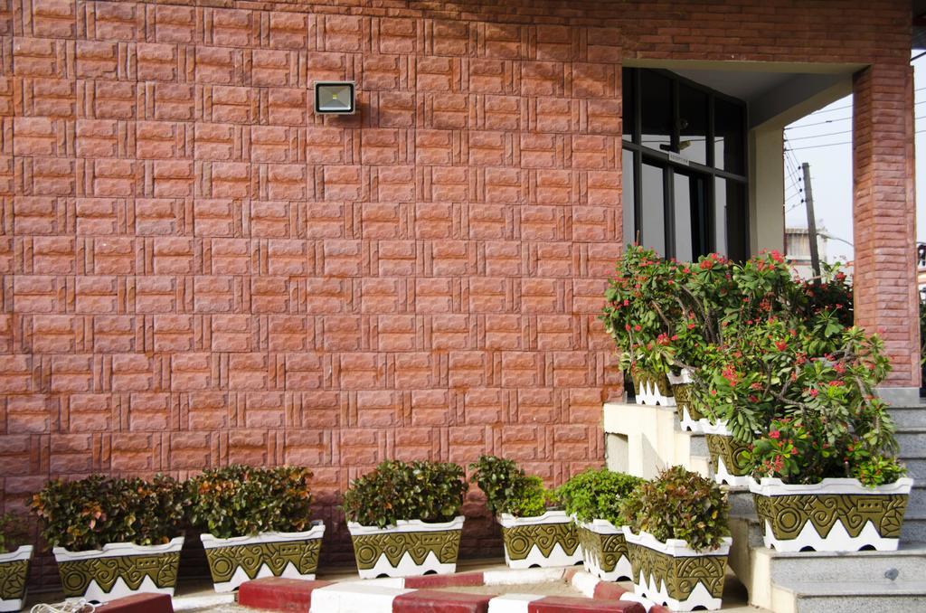 Hotel Rosebud Abudża Zewnętrze zdjęcie