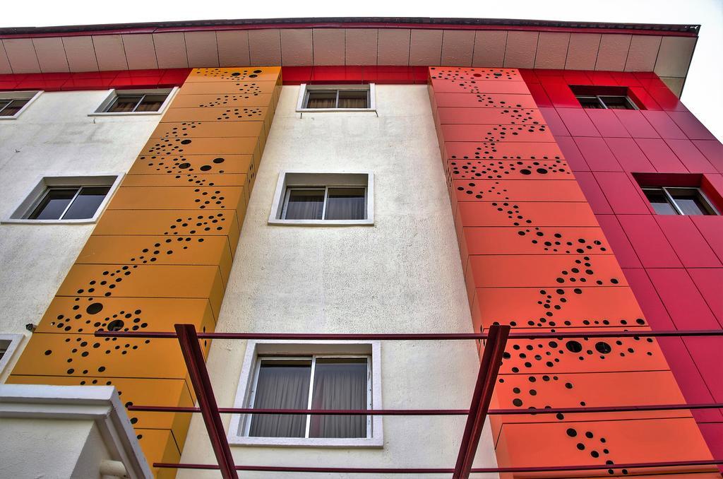 Hotel Rosebud Abudża Zewnętrze zdjęcie
