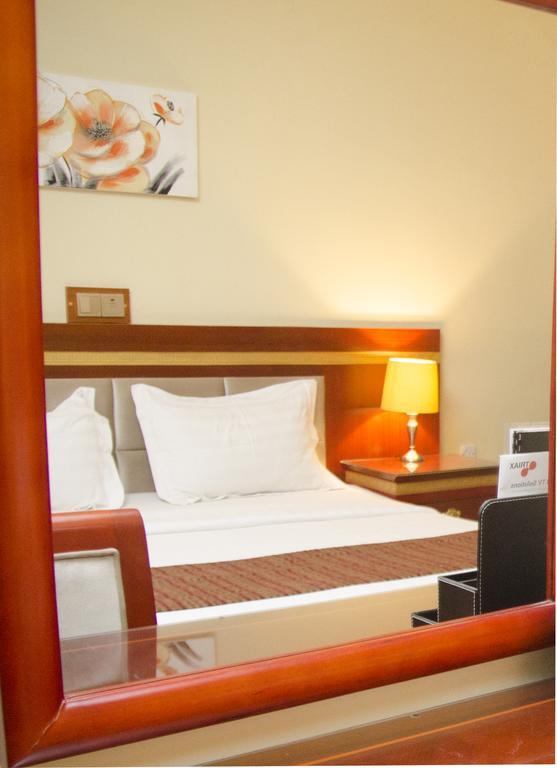 Hotel Rosebud Abudża Zewnętrze zdjęcie