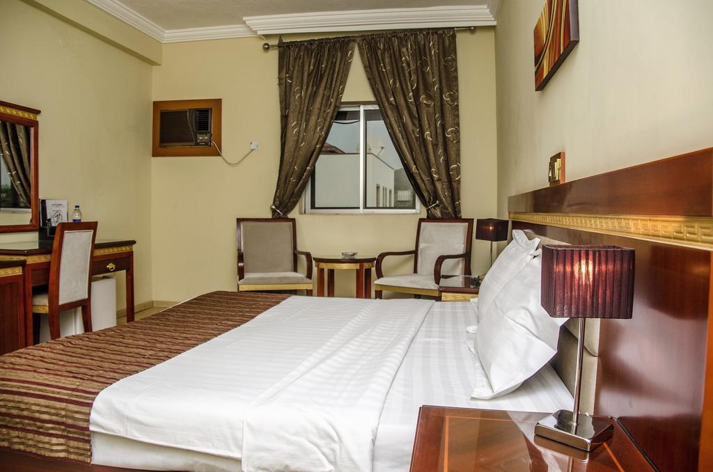 Hotel Rosebud Abudża Zewnętrze zdjęcie