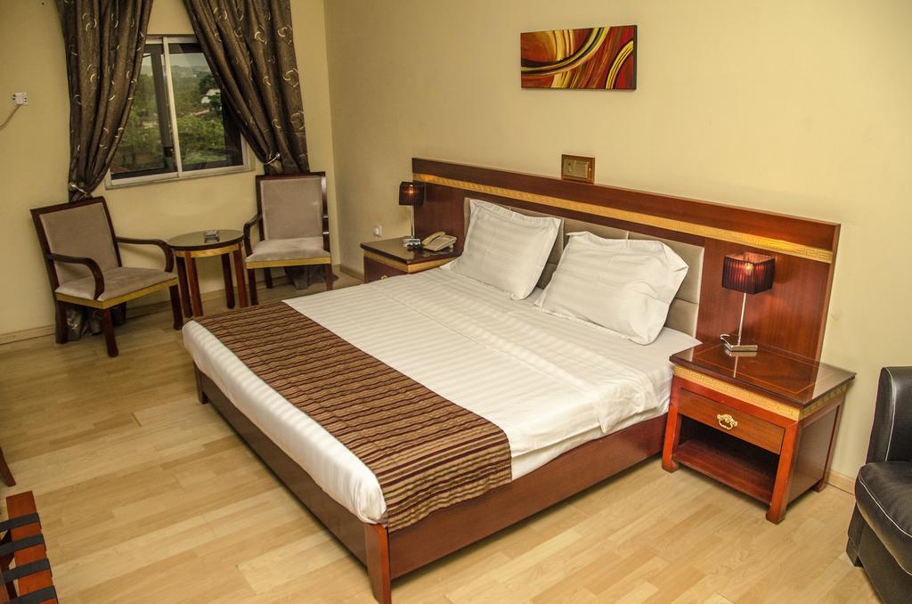 Hotel Rosebud Abudża Zewnętrze zdjęcie