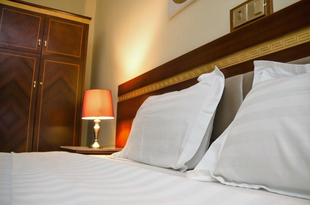 Hotel Rosebud Abudża Zewnętrze zdjęcie