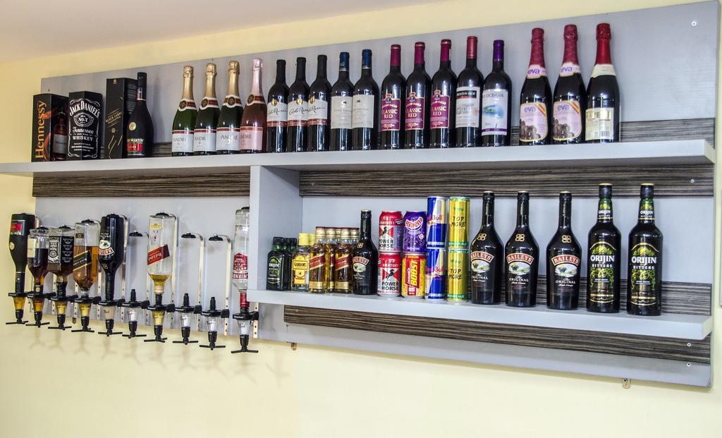 Hotel Rosebud Abudża Zewnętrze zdjęcie